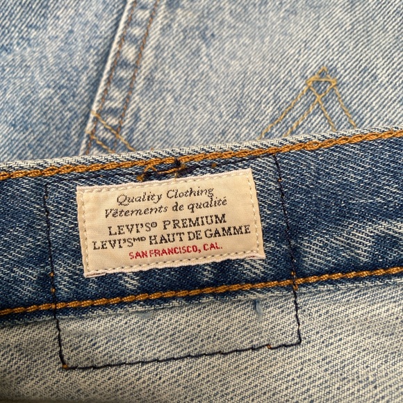 Levi's - Premium 501 Two Tone Indigo Wash Women’s Jean Shorts - Picture 12 of 16